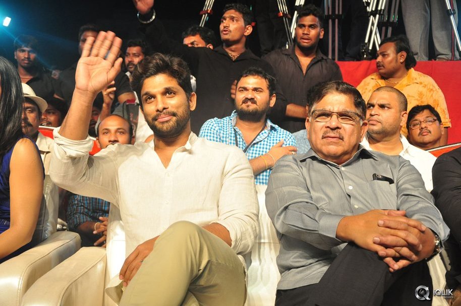 Sarrainodu-Movie-Blockbuster-Function